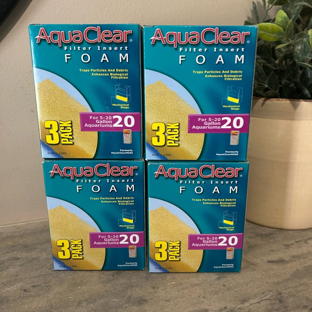 New Hagen AquaClear for up to 20 gallon aquariums  Foam for aquarium filters